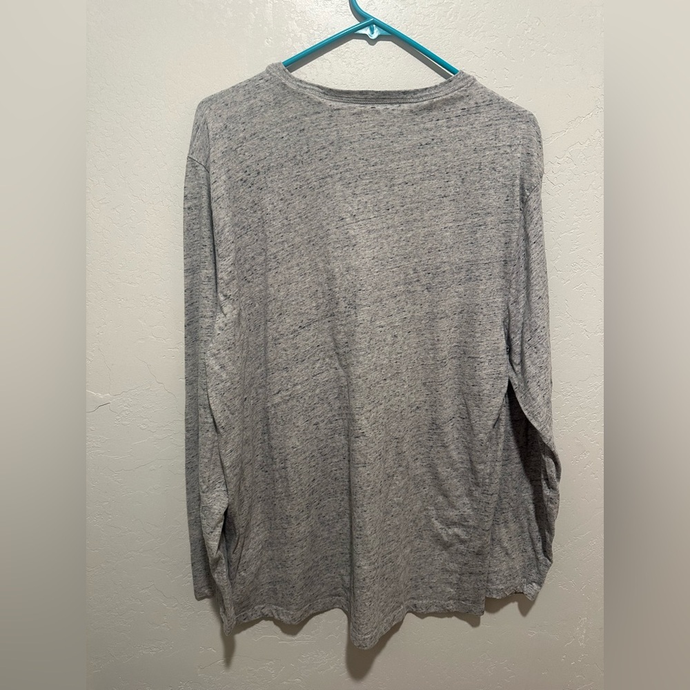Old Navy Heathered Gray Henley Top - Picture 4 of 4